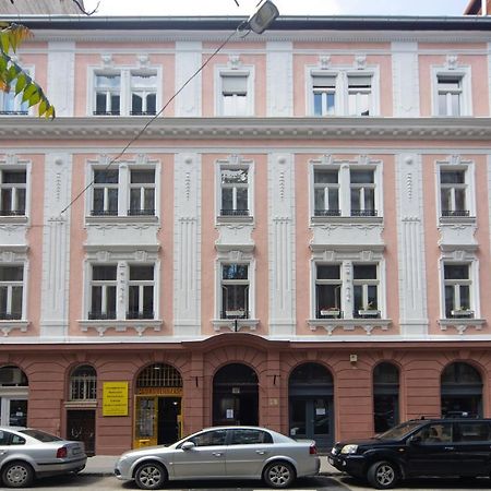 Cosy Studio Apartment With Airconditioner Budapest Ngoại thất bức ảnh