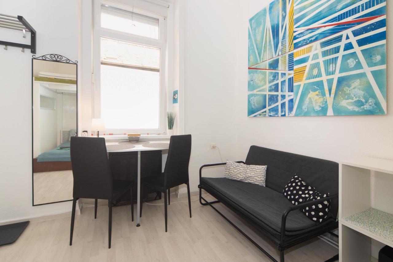 Cosy Studio Apartment With Airconditioner Budapest Ngoại thất bức ảnh